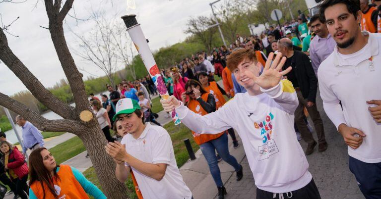 Las imágenes del paso del Tour de la Antorcha por Neuquén (Fotos: Guido Martini/Buenos Aires 2018)