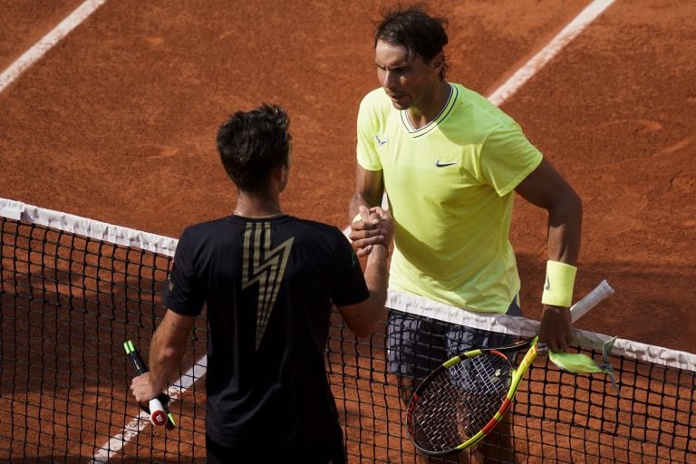 Fin del partido para el Topo y Rafa. (AFP)