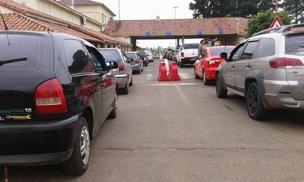 El paro de camioneros en Brasil disparó la venta de combustible en las ciudades fronterizas de Corrientes