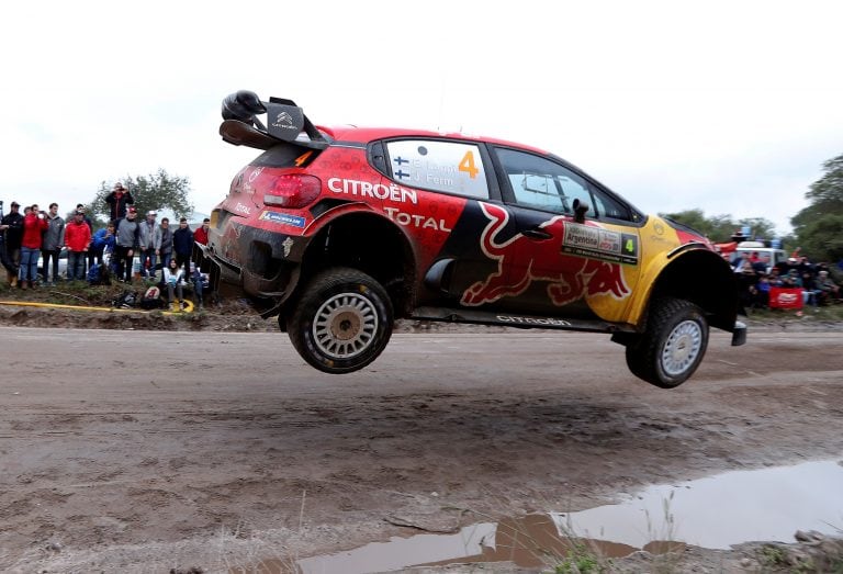 Esapekka Lappi estaba noveno, cuando se fue del camino. Tras el incidente, fue revisado en un centro médico.