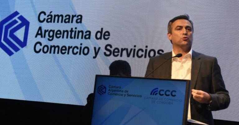 Ramón Mestre en el seminario anual de empresarios de comercio.