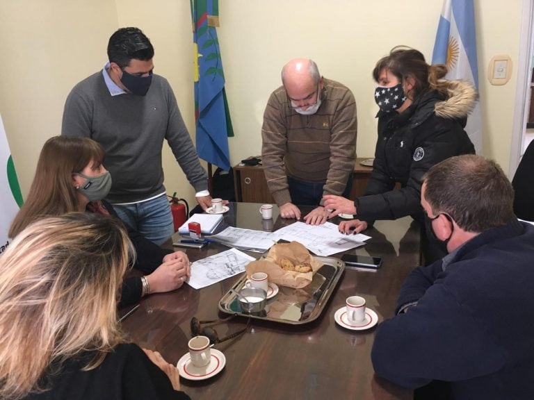 Reunión por la Construcción del Sum de la Escuela Secundaria de Claromecó