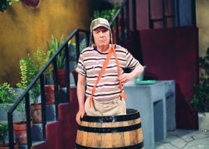 El Chavo del 8 usaba el barril para esconderse.