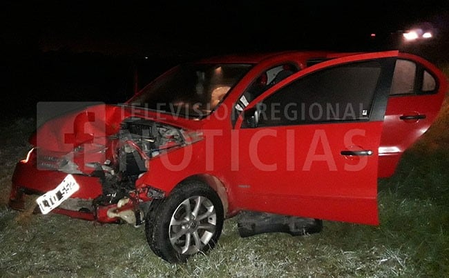 Se trata de un VW Volkswagen rojo