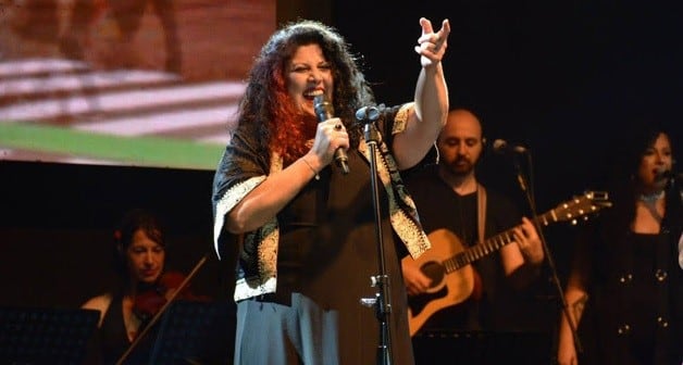 El público podrá disfrutar del repertorio del Coro Musicolores, dirigido por la profesora Yayi Ceverino.