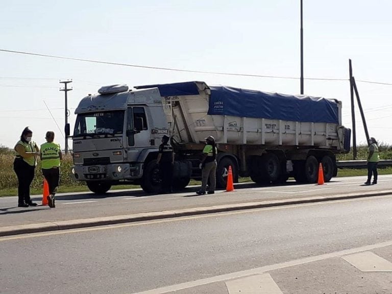 Controles ingresos a Arroyito por le Aislamiento Total