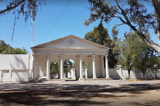 El cementerio también se verá afectado por la medida