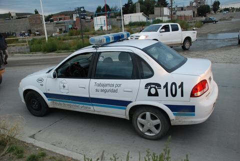 Policía de Santa Cruz.