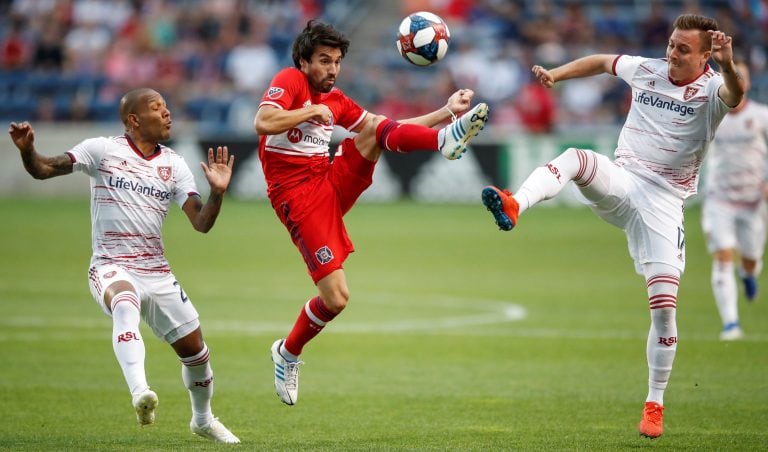 Nicolas Gaitán quedó libre del Chicago Fire (Foto: Kamil Krzaczynski/AP)