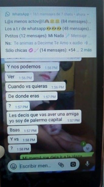 Los chats del acosador con la nena de 11 años a la que mensajeaba por WhatsApp.