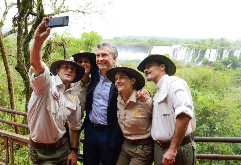 El presidente Mauricio Macri en Cataratas durante el día del guardaparques en 2017. (DYN/PRESIDENCIA)