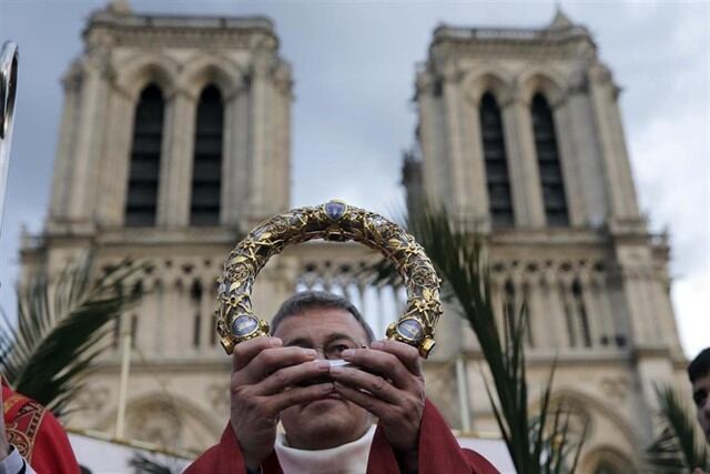 La corona de espinas rescatada por Jean-Marc Fournier