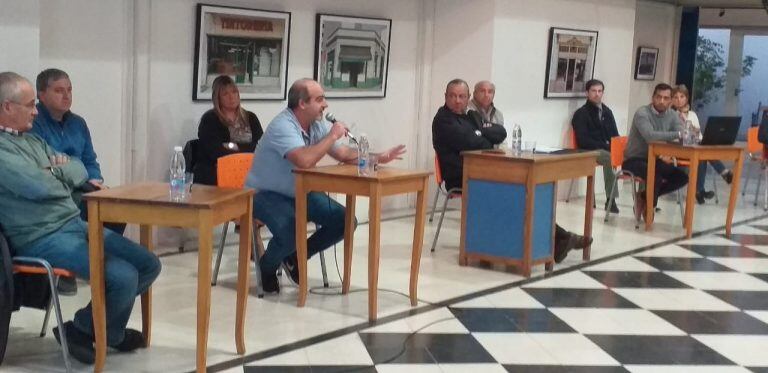 Reunión de Defensa Civil ampliada en Tres Arroyos