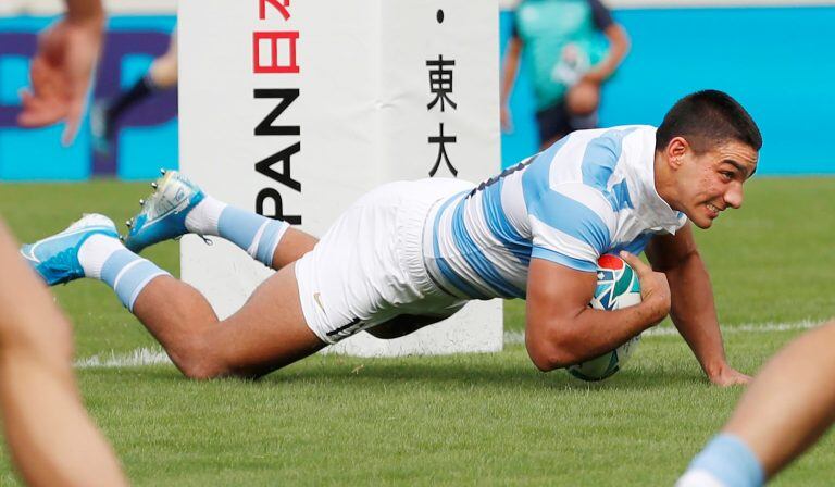 Santiago Carreras convirtió su primer try en un mundial. AP/Kyodo News