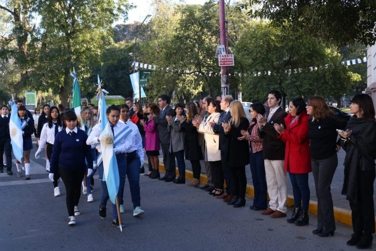 Resistencia tuvo un acto sencillo y emotivo por el Día de la Bandera.