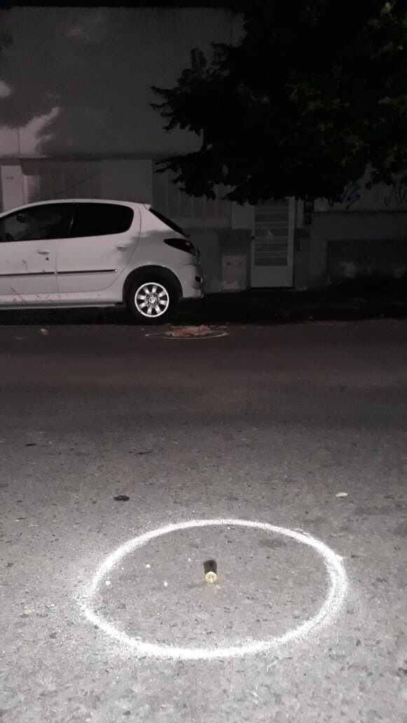 Homicidio en pleno centro platense: un policía le disparó a un trapito