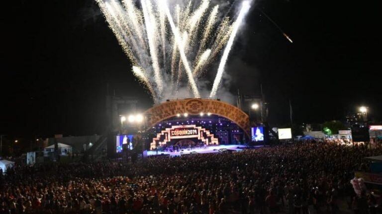 Festival Nacional de Folklore. Cosquín. (Foto: web).