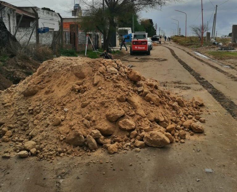 Cordón cuneta calle 25 de mayo