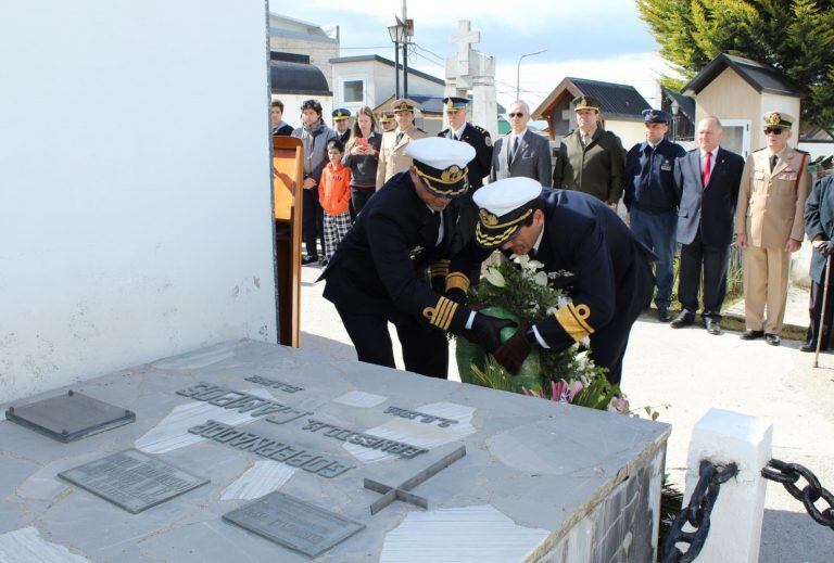 Homenaje ex gobernador Campos