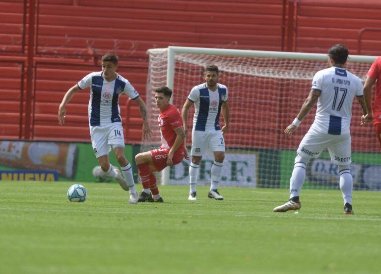 Talleres y Argentinos Juniors este miércoles en nueva fecha de la Superliga.