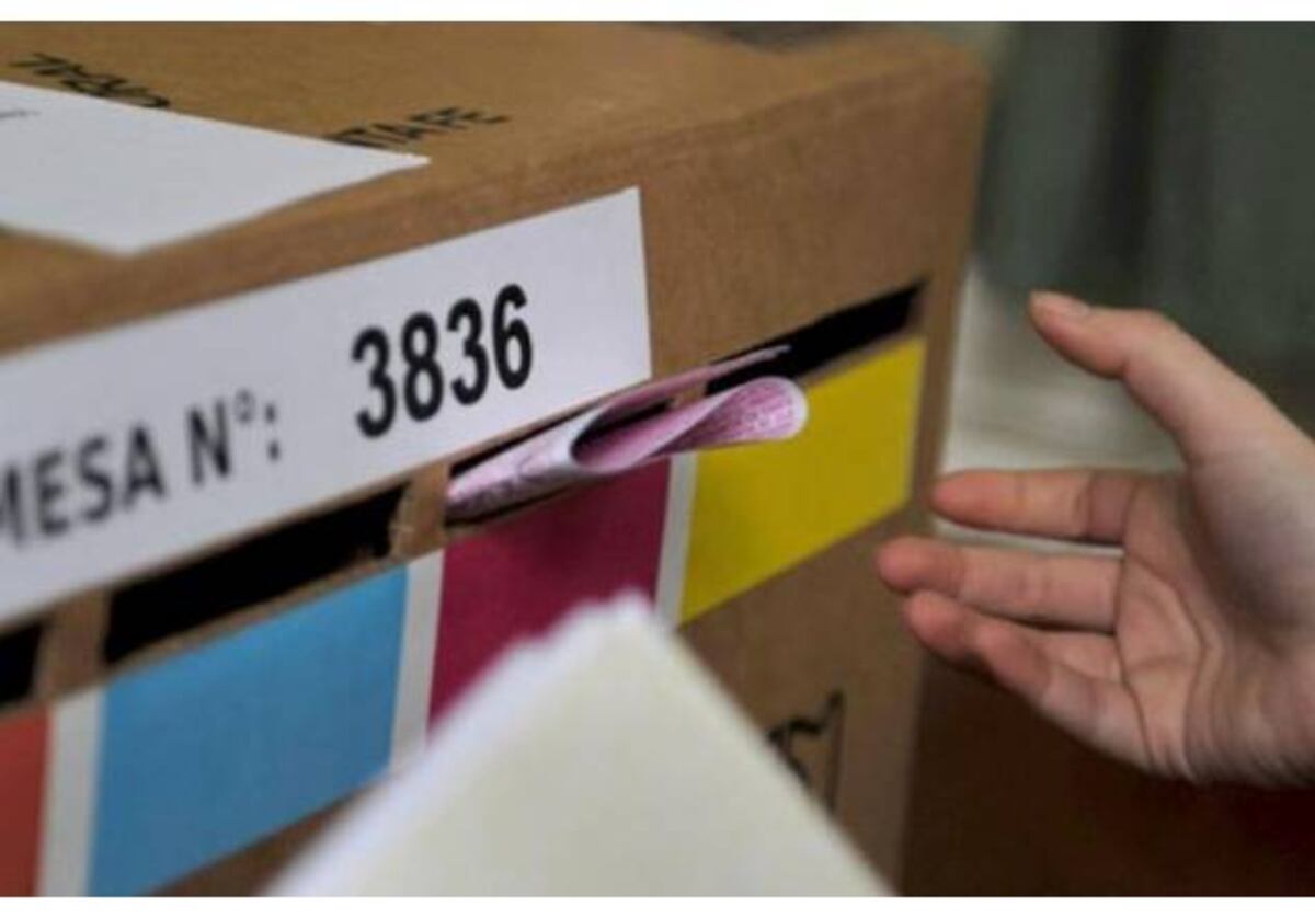 Elecciones 2023: Santa Fe confirmó las PASO para julio y las generales para el 10 de septiembre