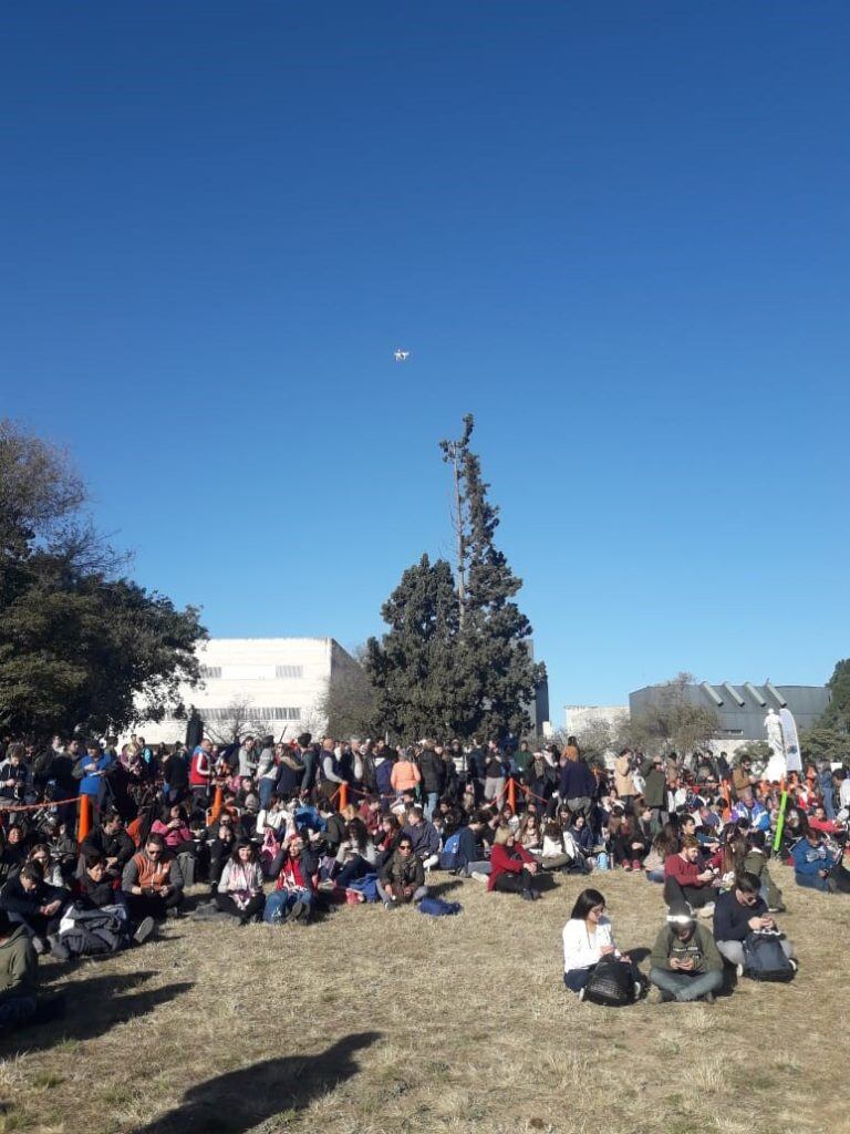 Así vivieron los cordobeses la previa del eclipse.