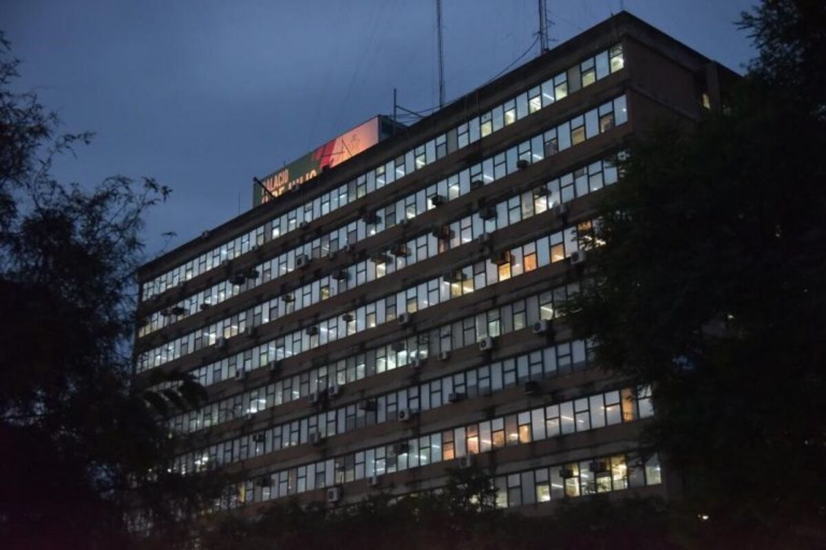 La administración pública municipal continuará de receso administrativo