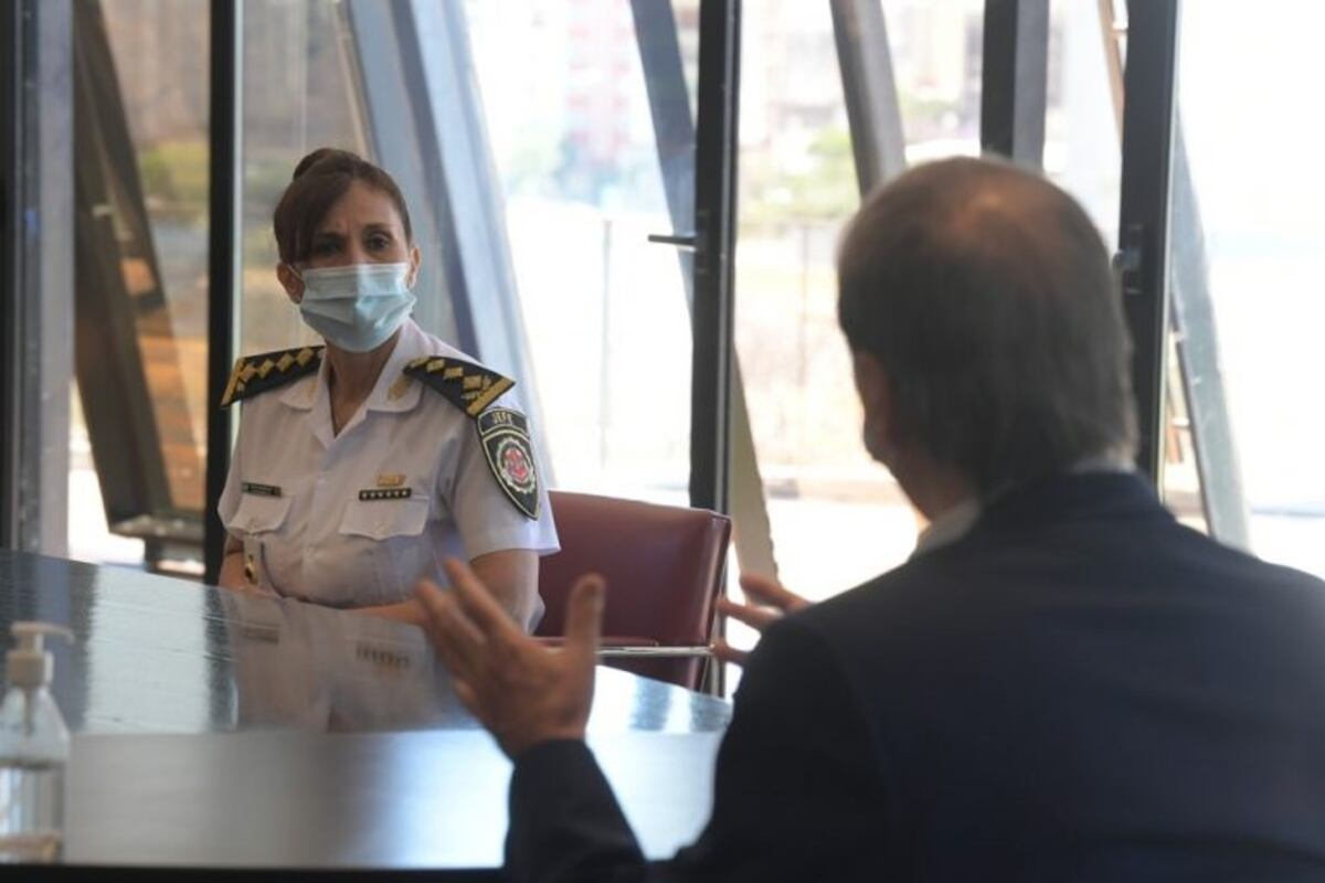 Juan Schiaretti recibió en el Centro Cívico a la nueva jefa de la Policía de Córdoba