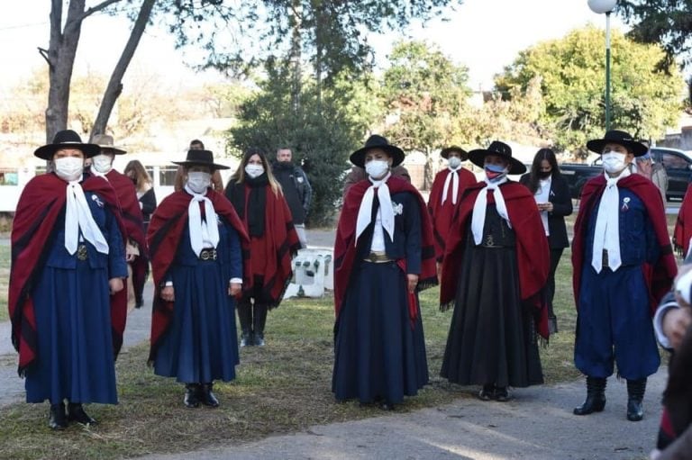 Homenajes a Martín Miguel de Güemes y Macacha Güemes en época de coronavirus (Facebook Gustavo Sáenz)