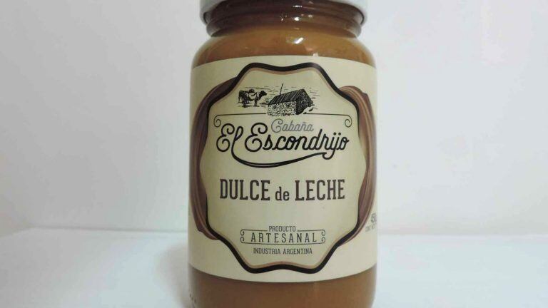 La empresa que fabrica el dulce de leche está emplazada en la localidad de Peyrano.