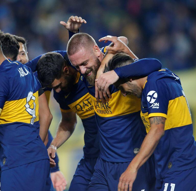 De Rossi debutó con gol ante Almagro, pero su figura se fue diluyendo y no termina de convencer. Foto: EFE/Demian Alday.