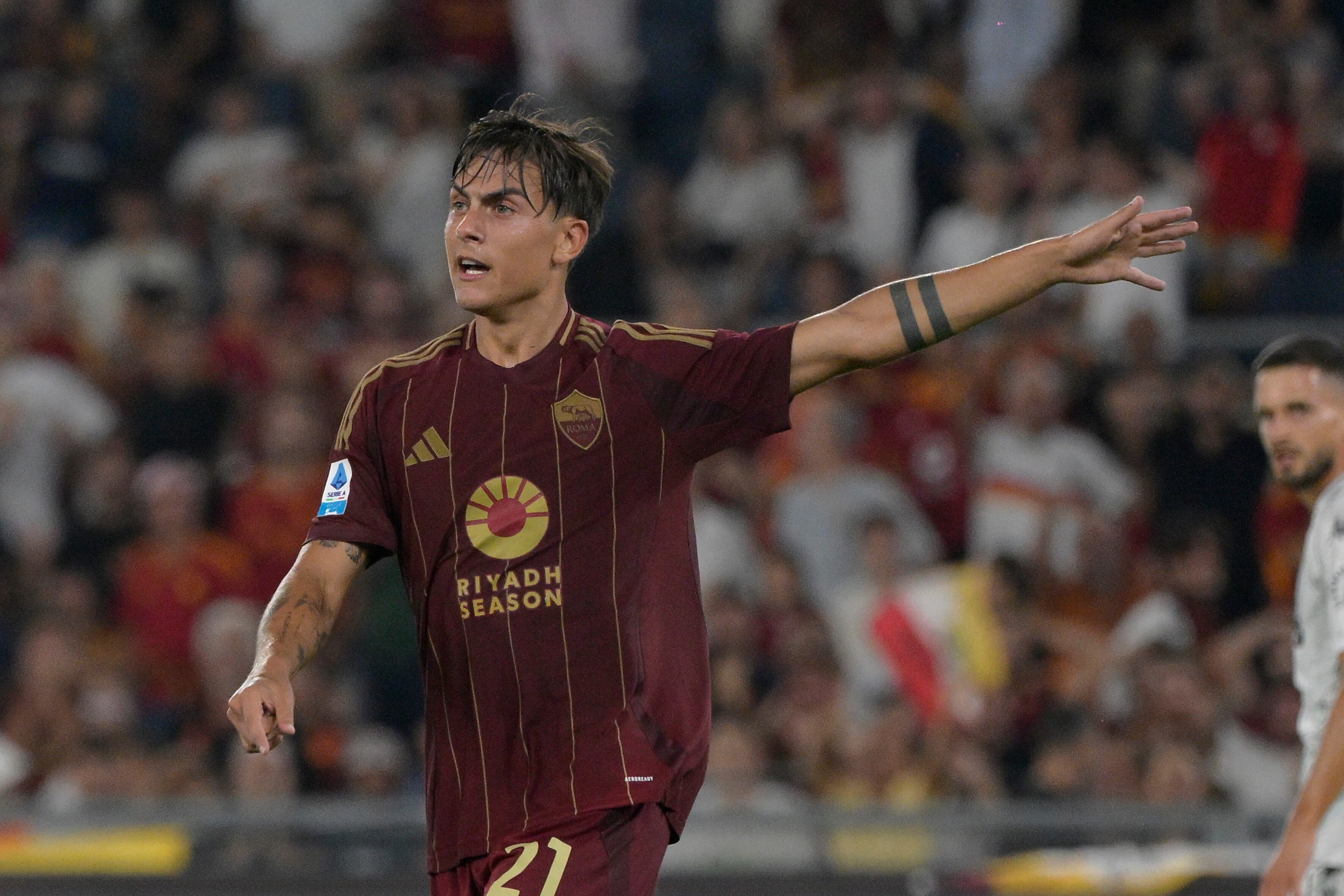 El delantero argentino de la Roma Paulo Dybala durante el partido contra Empoli en la Serie A de Italia, el domingo 25 de agosto de 2024, en Roma. (Fabrizio Corradetti/LaPresse vía AP)