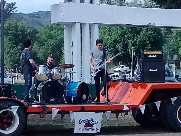 La música también tuvo su espacio en el evento.