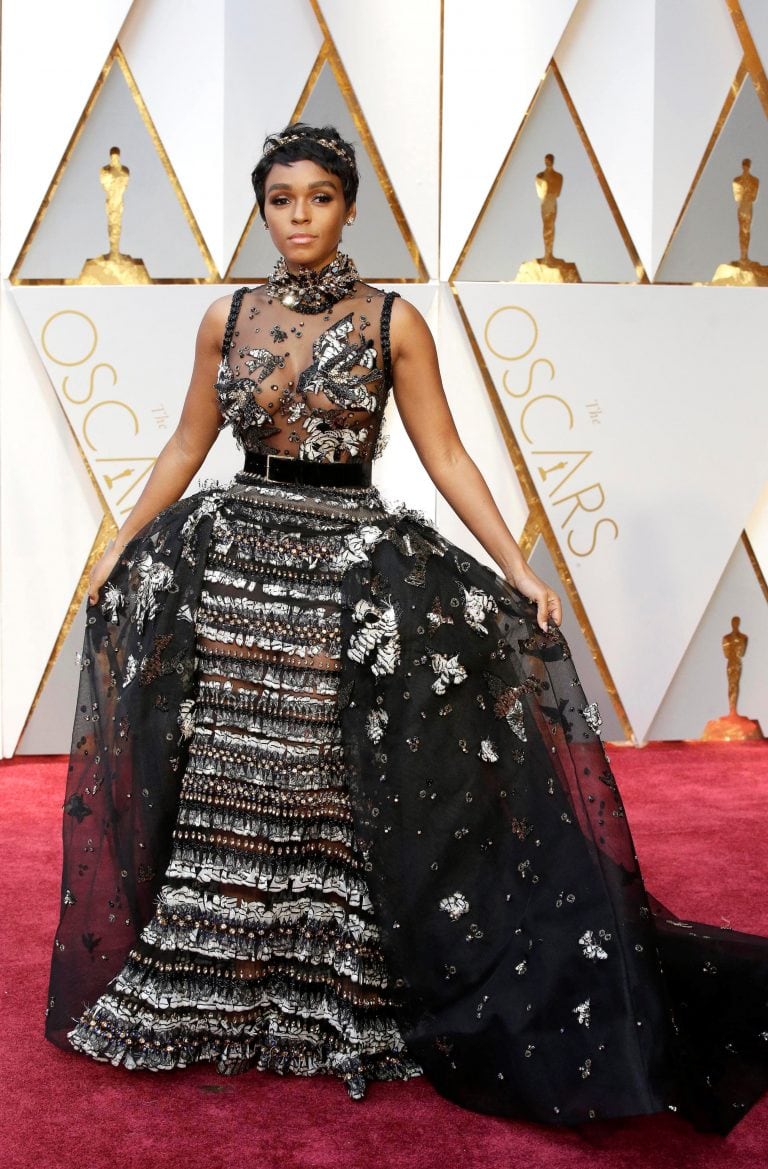 AJB001. Hollywood (United States), 26/02/2017.- Janelle Monae arrives for the 89th annual Academy Awards ceremony at the Dolby Theatre in Hollywood, California, USA, 26 February 2017. The Oscars are presented for outstanding individual or collective effor