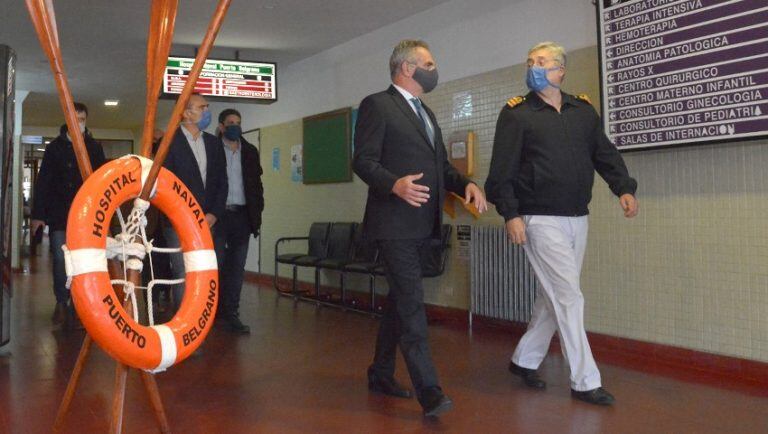 El Ministro de Defensa visitó Puerto Belgrano