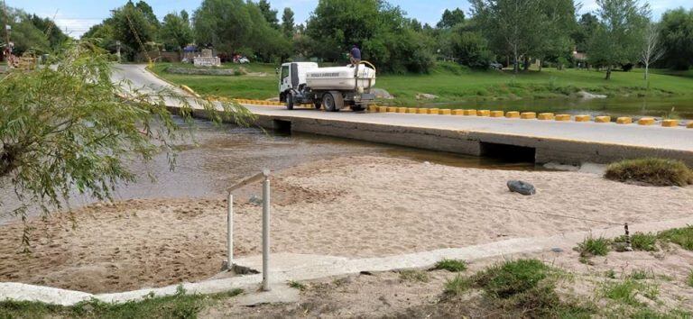 Este jueves culminaron con su instalación. (Foto: Facebook/Municipalidad).