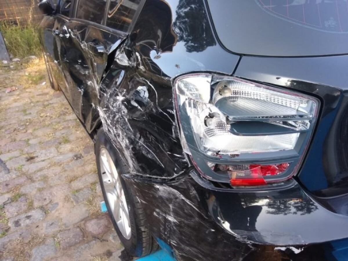 Afirman que el BMW chocado por infidelidad es del cuñado de Cinthia Fernández