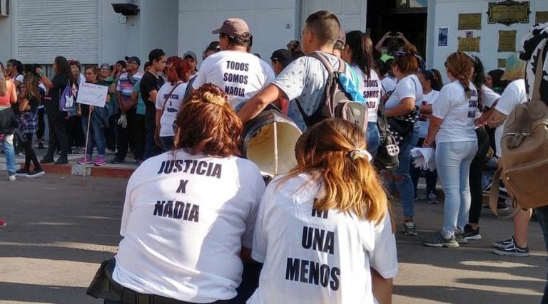 Varias personas lucieron remeras con las consignas (Vía Santa Rosa)