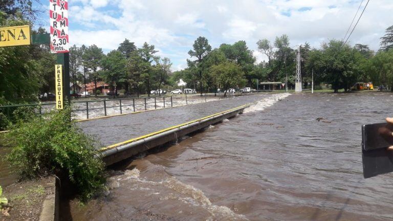 Creciente del Río Santa Rosa en Córdoba.