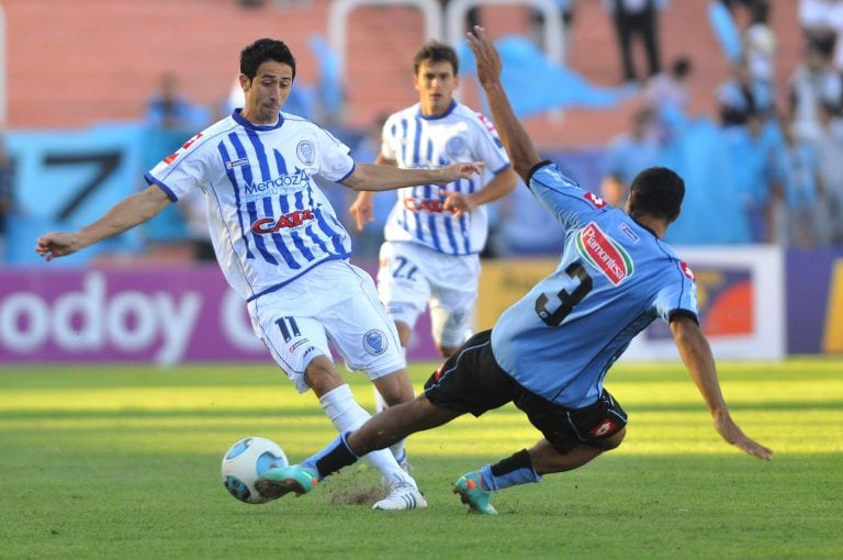 DYN11, MENDOZA 06/04/2013, GODOY CRUZ VS BELGRANO 
FOTO:DYN/LOS ANDES / MENDOZA OUT  mendoza  campeonato torneo final 2013 futbol futbolistas partido godoy cruz de mendoza belgrano de cordoba