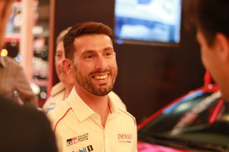 Pechito López, invitado de lujo a la inauguración. El próximo 10 de noviembre, defiende el liderazgo del Mundial de Resistencia (WEC), que comparte con sus compañeros de Toyota.