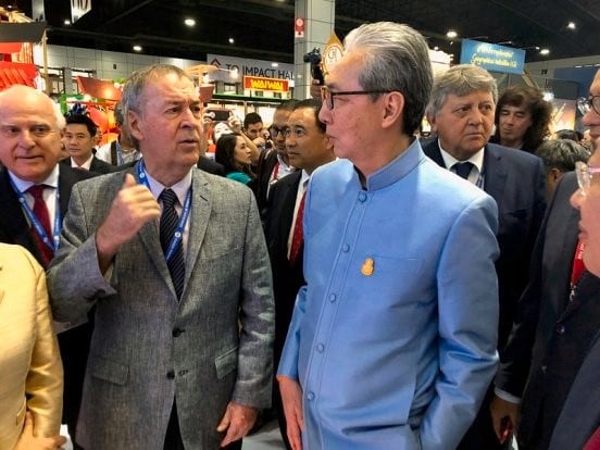 El gobernador Juan Schiaretti participó en Tailandia de la inauguración de la feria internacional Thaifex 2018.