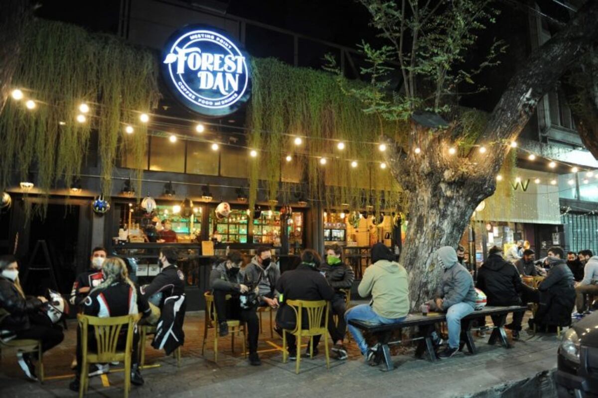 Gastronomía al aire libre: uno por uno los puntos del protocolo que deberán cumplir los locales