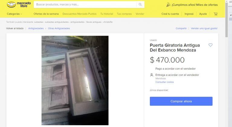 La publicación de Mercado Libre donde 'Mendoza Bola 8' ofrece la puerta giratoria.