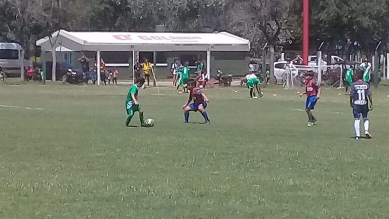 Fútbol de Inferiores clásico entre El Cultural de Arroyito y el Sportivo 24 de Septiembre