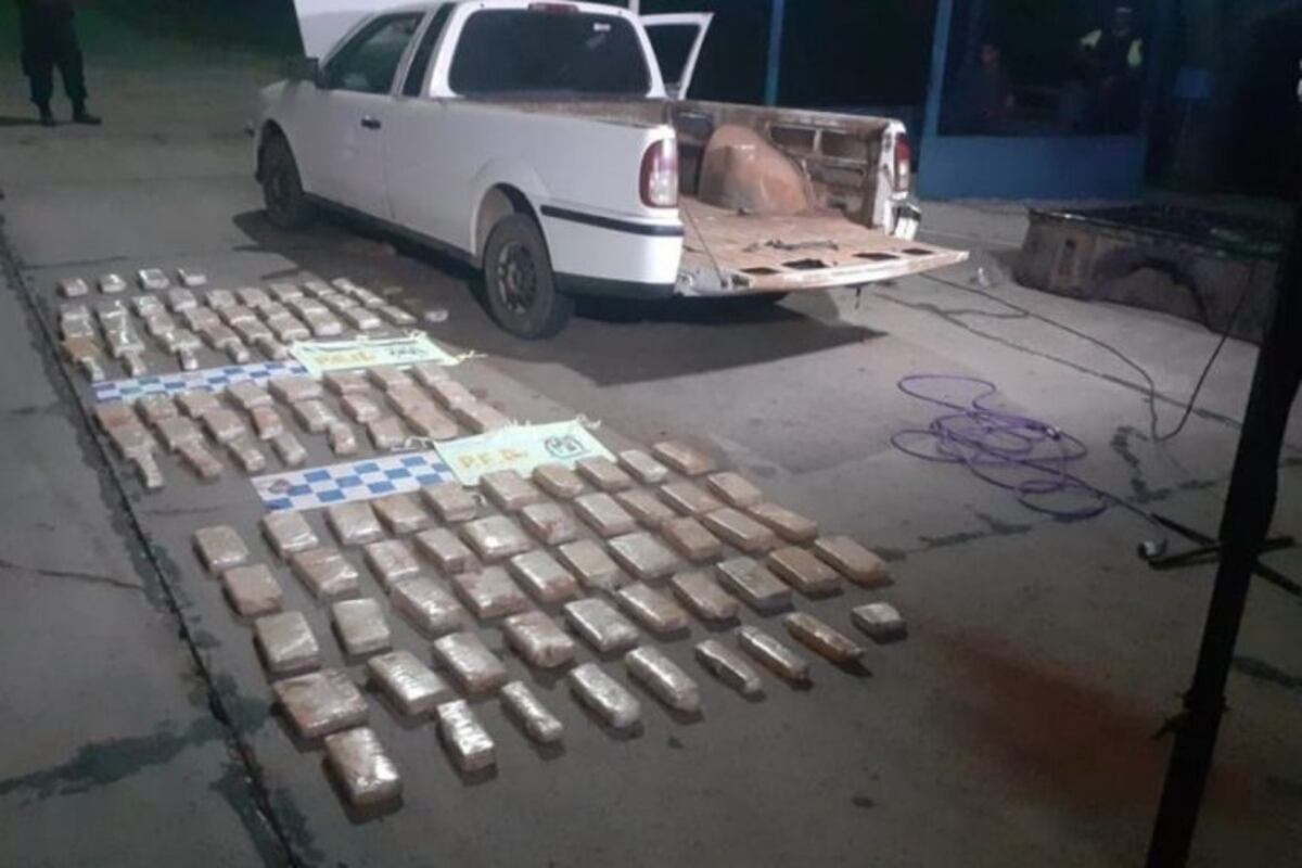 Un obereño cayó en Federación con 112 paquetes de marihuana