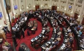 Los legisladores, aprobaron la ley del Abogado del Niño