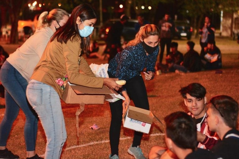 La Municipalidad organizó un festejo al aire libre por el Día de la Primavera. (Facebook)