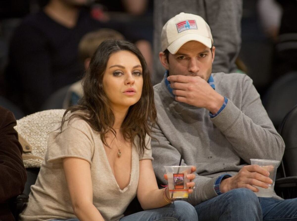 Mila Kunis reveló que le permite tomar vino a su hija de tres años