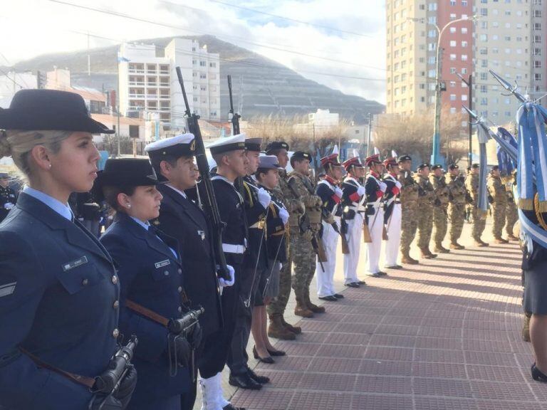 Acto aniversario Gral San Martín.